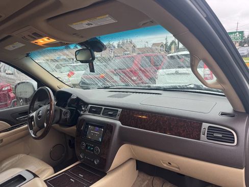 Used 2009 GMC Yukon XL Denali image 12