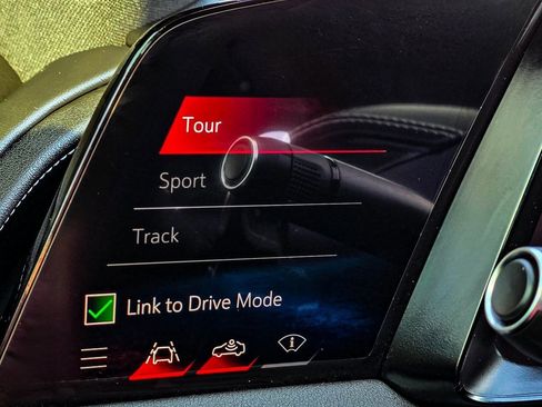 Used 2026 Chevrolet Corvette 2LT w/ Z51 Performance Package image 27