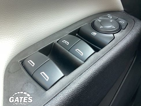 Used 2024 Chevrolet Equinox LS FWD image 20