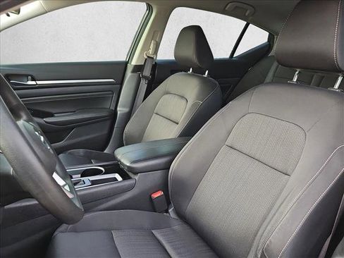 Used 2021 Nissan Altima 2.5 SV image 10