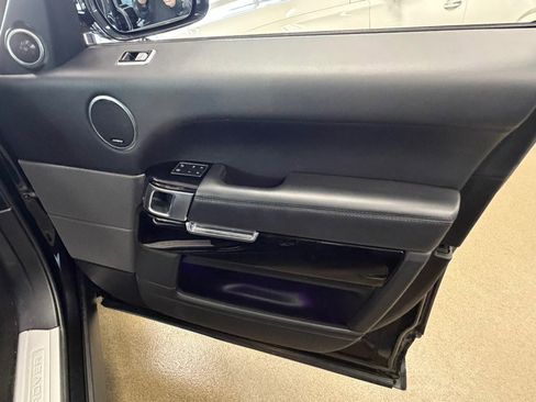 Used 2019 Land Rover Range Rover Sport SVR image 43