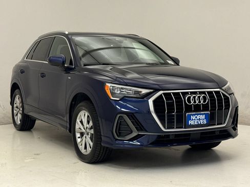 Used 2021 Audi Q3 2.0T Premium w/ Convenience Package AWD/4WD image 4
