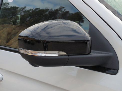 New 2026 Ford Expedition Tremor image 12