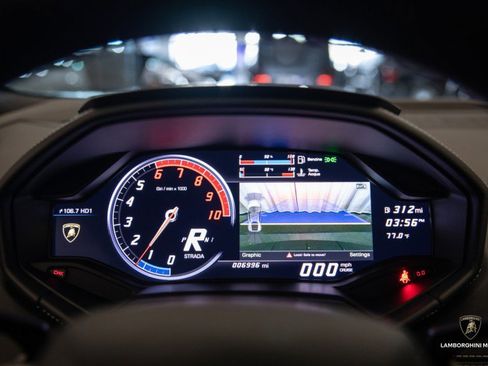 Used 2017 Lamborghini Huracan LP 610-4 Avio image 43