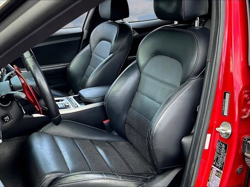 Used 2018 Kia Stinger GT2 RWD image 21