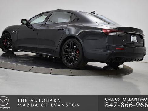 Used 2022 Maserati Quattroporte Modena Q4 image 12