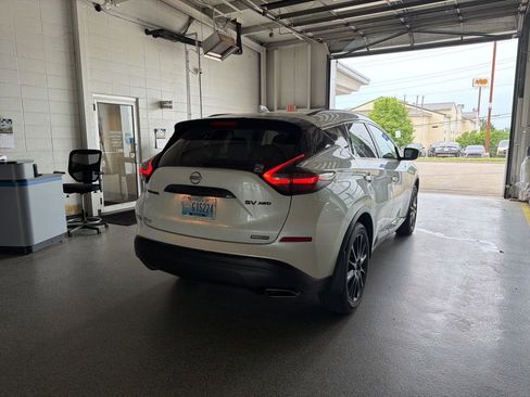 Used 2024 Nissan Murano SV w/ SV Midnight Edition Package AWD/4WD image 3