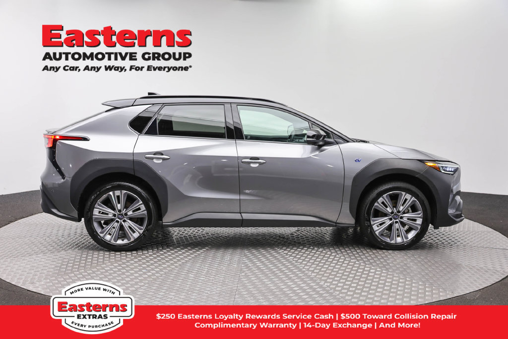 Used 2023 Subaru Solterra AWD image 5