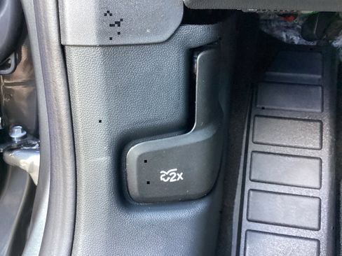 New 2025 Ford Escape ST-Line Elite image 59