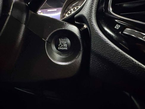 Used 2019 Jeep Compass Limited AWD/4WD image 37