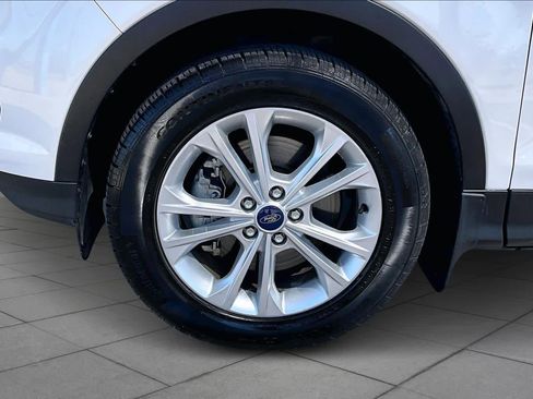 Used 2017 Ford Escape SE w/ SE Leather Comfort Package image 11