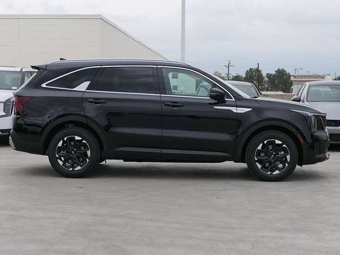 New 2026 Kia Sorento S FWD image 28