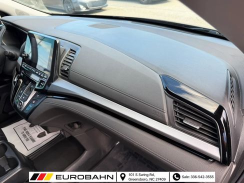 Used 2024 Honda Odyssey Touring image 19