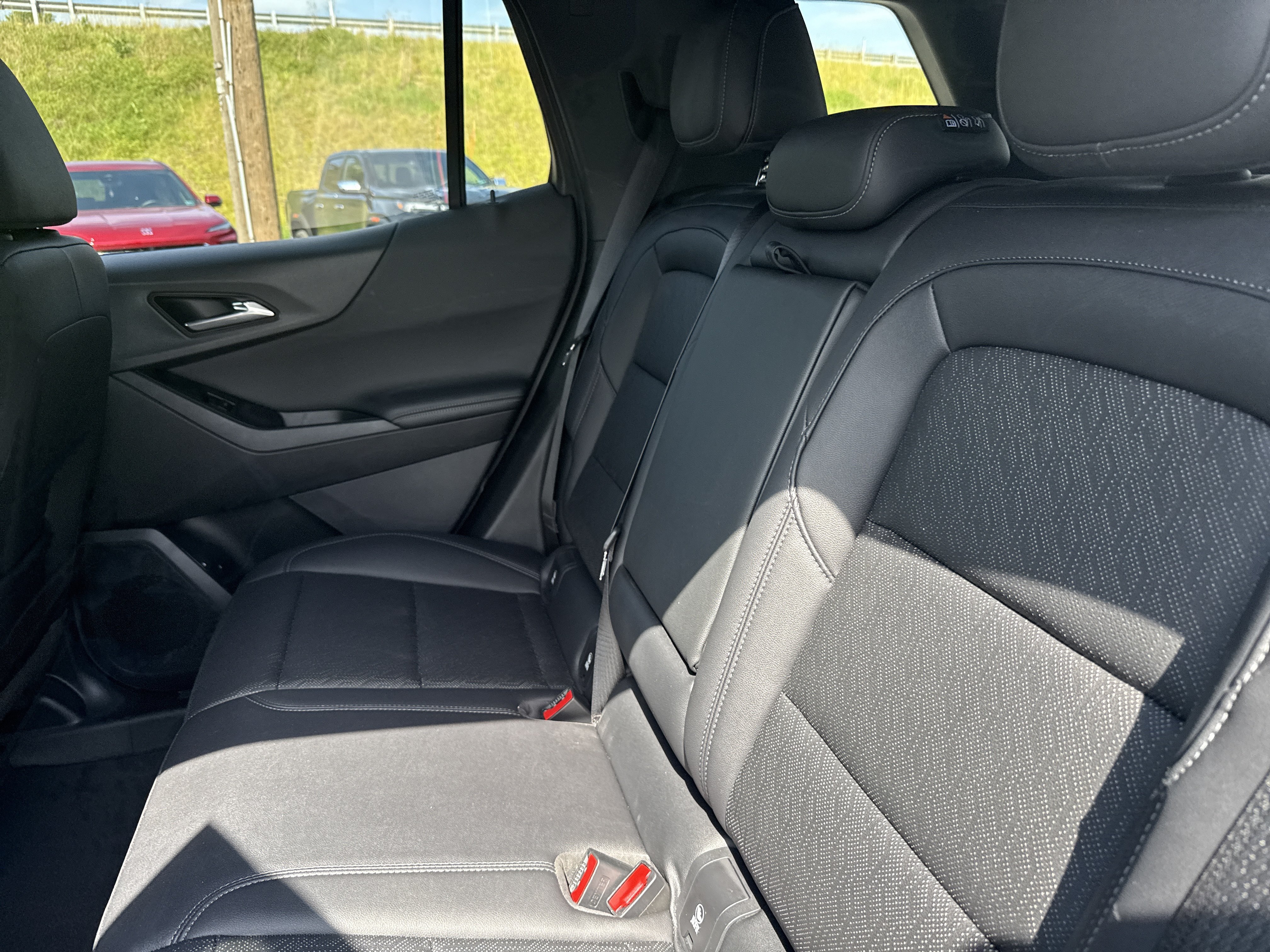 Used 2026 Chevrolet Equinox LT w/ Convenience Package II AWD/4WD image 13