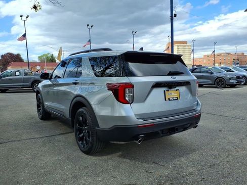Certified 2024 Ford Explorer ST-Line w/ Class IV Trailer Tow Package AWD/4WD image 7
