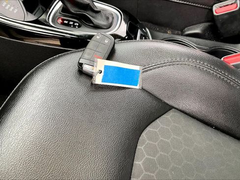 Used 2021 Jeep Compass Latitude w/ Sun and Sound Group image 14