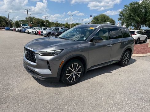 Used 2023 INFINITI QX60 Sensory w/ Vision Package FWD image 11