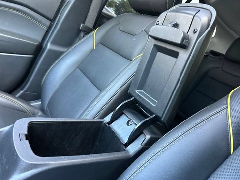 Used 2024 Chevrolet Trax ACTIV w/ Sunroof Package FWD image 36