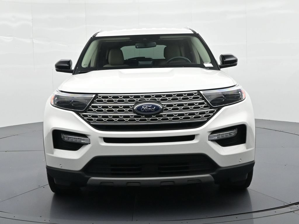 Used 2023 Ford Explorer Limited w/ Limited Technology Package AWD/4WD image 3