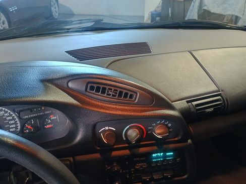 Used 1995 Chevrolet Camaro Z28 image 21