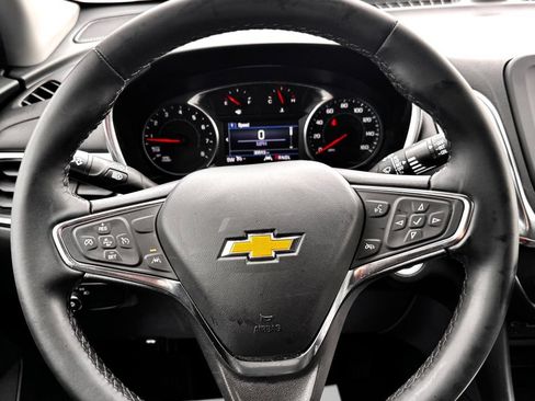 Used 2024 Chevrolet Equinox LT w/ LPO, Floor Liner Package FWD image 11