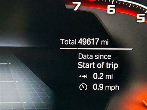 Used 2022 BMW Z4 M40i w/ Premium Package image 16