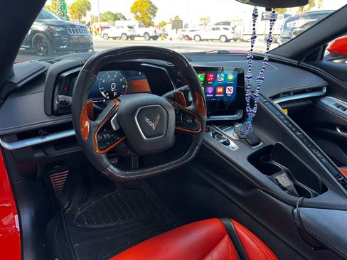 Used 2021 Chevrolet Corvette Stingray Coupe w/ Z51 Performance Package image 14