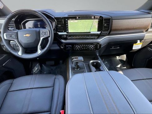 New 2026 Chevrolet Silverado 1500 High Country AWD/4WD image 5