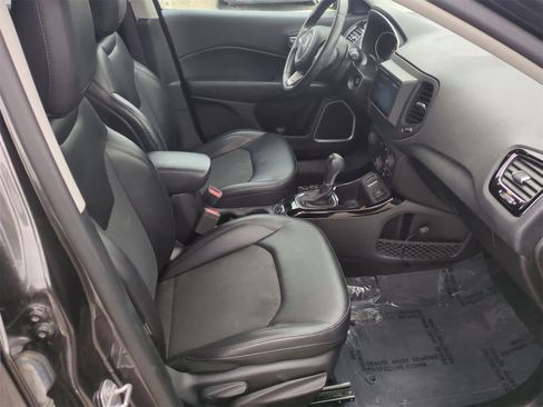 Certified 2019 Jeep Compass Altitude image 21