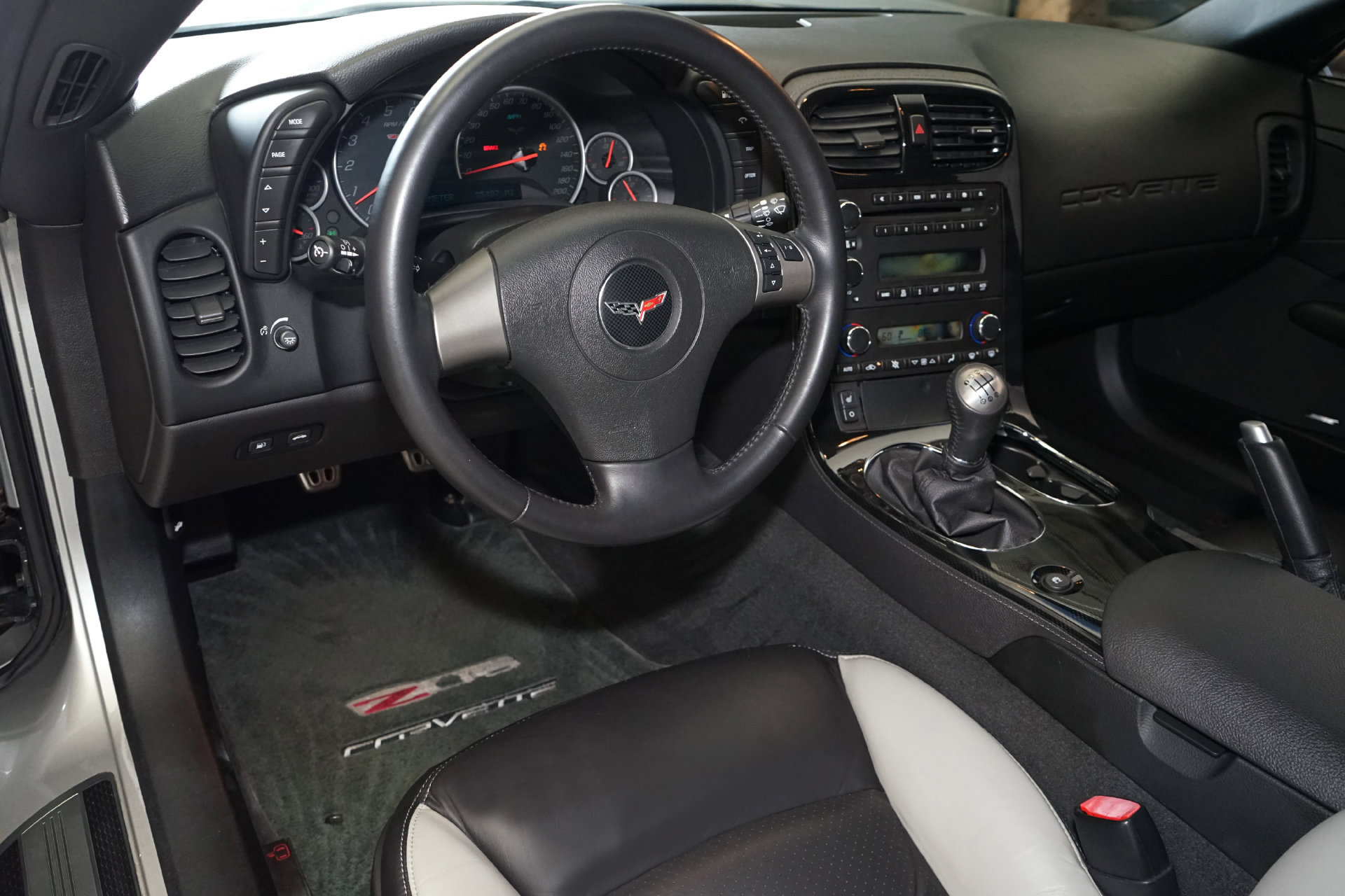 Used 2008 Chevrolet Corvette Z06 w/ Preferred Equipment Group RWD image 2