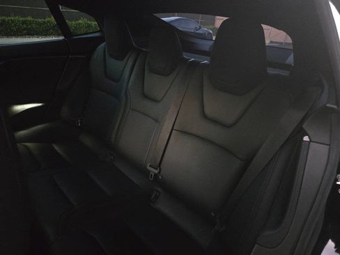 Used 2019 Tesla Model S Performance image 20