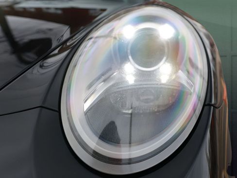 Used 2017 Porsche 911 Carrera S image 28