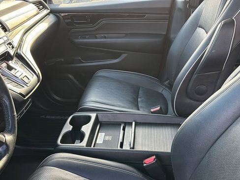 Used 2024 Honda Odyssey Elite image 24