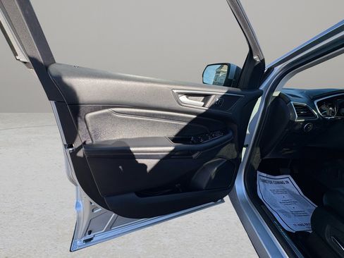 Used 2017 Ford Edge Titanium w/ Equipment Group 301A image 46