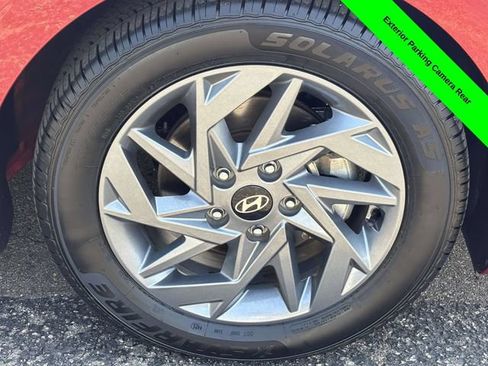 Used 2024 Hyundai Elantra SEL FWD image 32