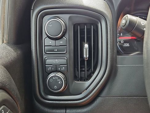 Used 2024 Chevrolet Silverado 2500 Custom w/ Custom Convenience Package AWD/4WD image 24