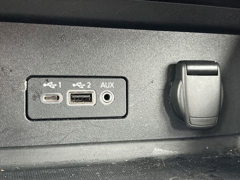 Certified 2023 Nissan Sentra SV image 6