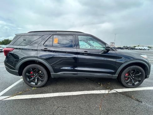 Used 2021 Ford Explorer ST w/ Equipment Group 401A AWD/4WD image 6