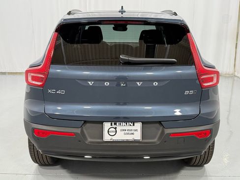 New 2026 Volvo XC40 B5 Ultra w/ Protection Package Premier image 7