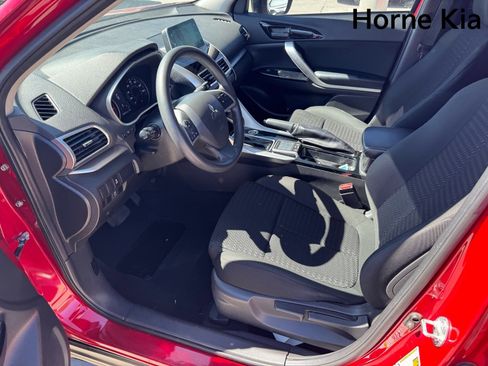 Used 2019 Mitsubishi Eclipse Cross AWD image 9