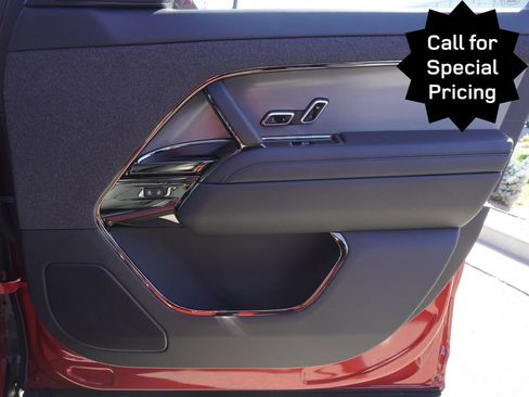 New 2025 Land Rover Range Rover Sport SE AWD/4WD image 21