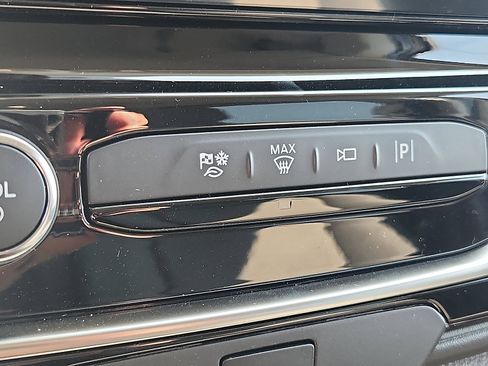 New 2025 Ford Transit 350 XLT image 14