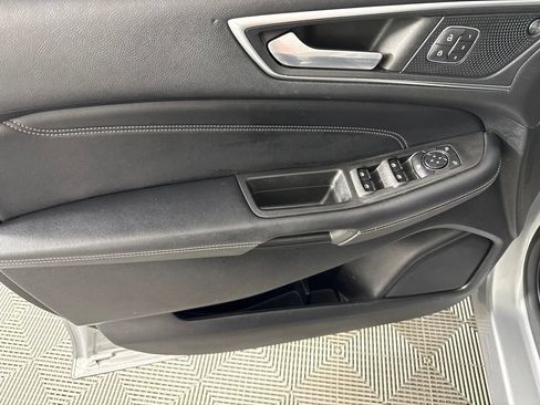 Used 2022 Ford Edge Titanium w/ Cargo Accessory Package AWD/4WD image 11