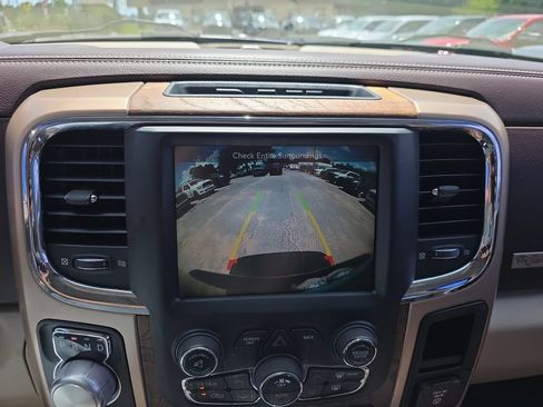Used 2015 RAM 1500 Laramie Longhorn w/ Convenience Group AWD/4WD image 25