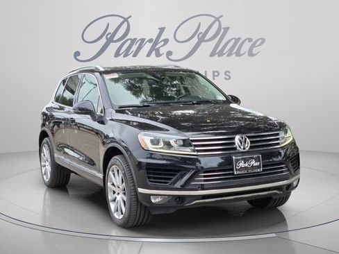 Used 2016 Volkswagen Touareg VR6 AWD/4WD image 8