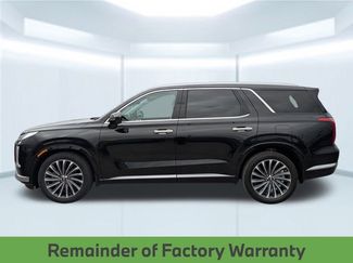 Used 2024 Hyundai Palisade Calligraphy video 2