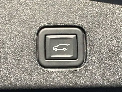 Certified 2023 Cadillac Lyriq 2WD image 21