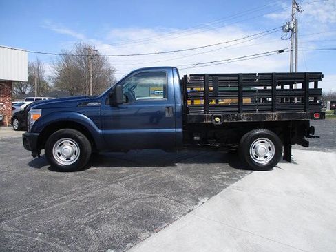 Used 2015 Ford F250 XL image 1
