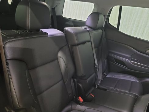 Used 2022 GMC Acadia SLT w/ GMC Pro Grade Package image 69