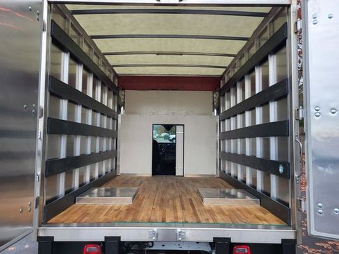 Used 2024 Ford Transit 350 AWD image 5